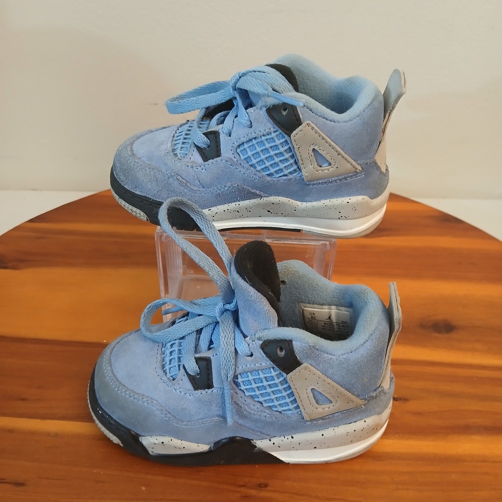 Jordan 4 Retro University Blue Kids 6C Blue Shoes Sneakers BQ7670-400
